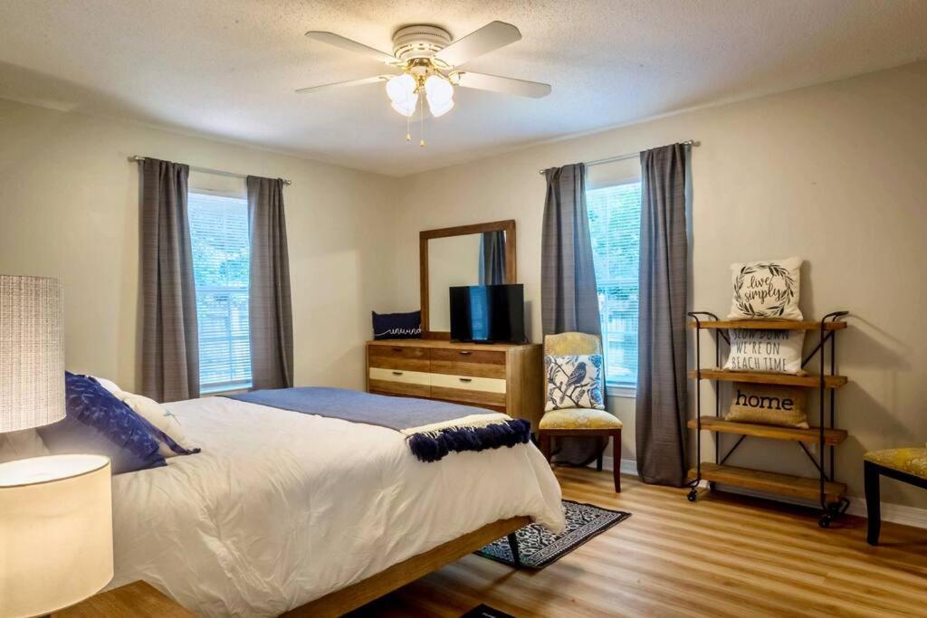 Life'S A Breeze - Updated 3Br 5Min To Pcola Beach Gulf Breeze Exterior foto